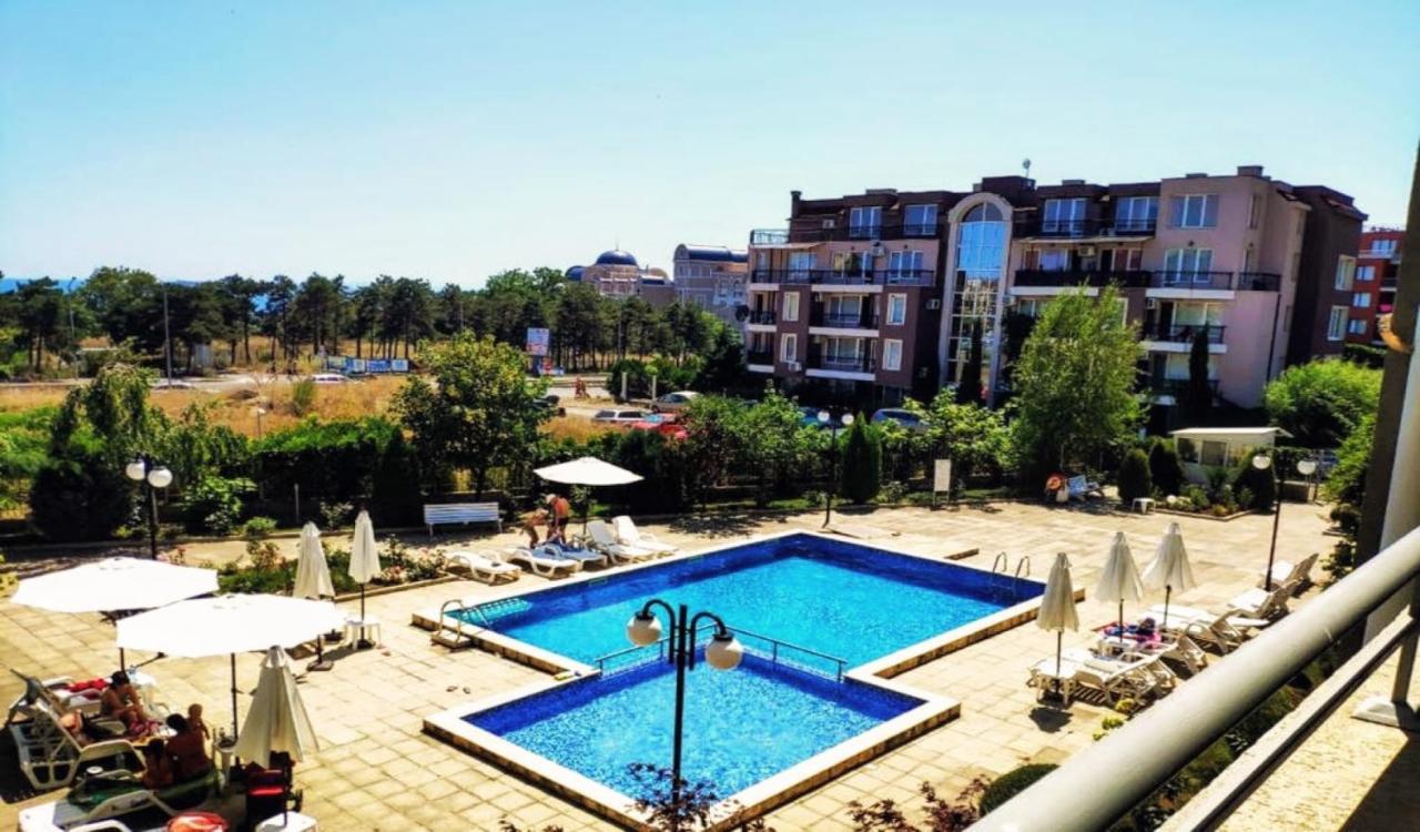 Seaview Apartment Butterfly Слънчев бряг Екстериор снимка